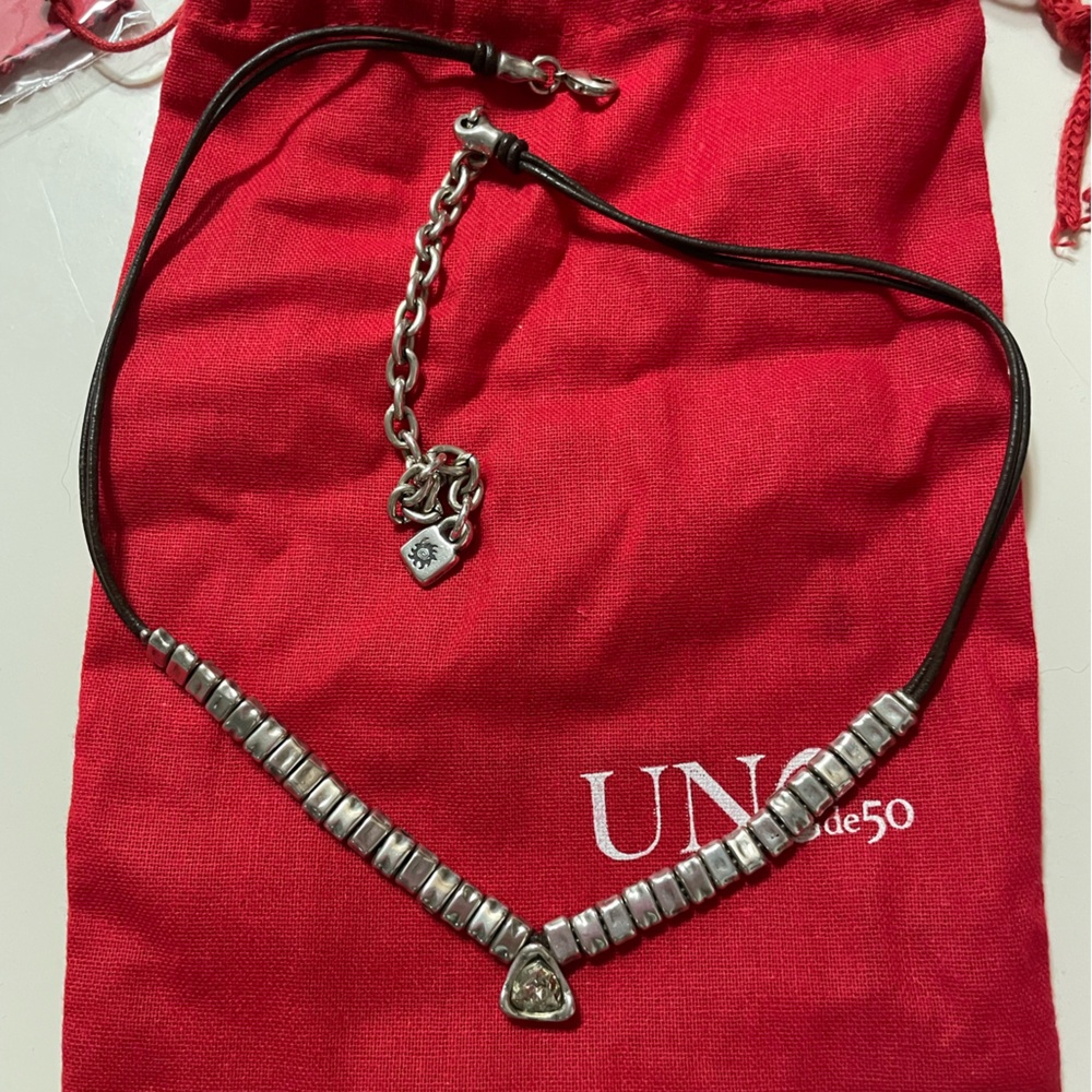 Uno de 50 leather silver necklace